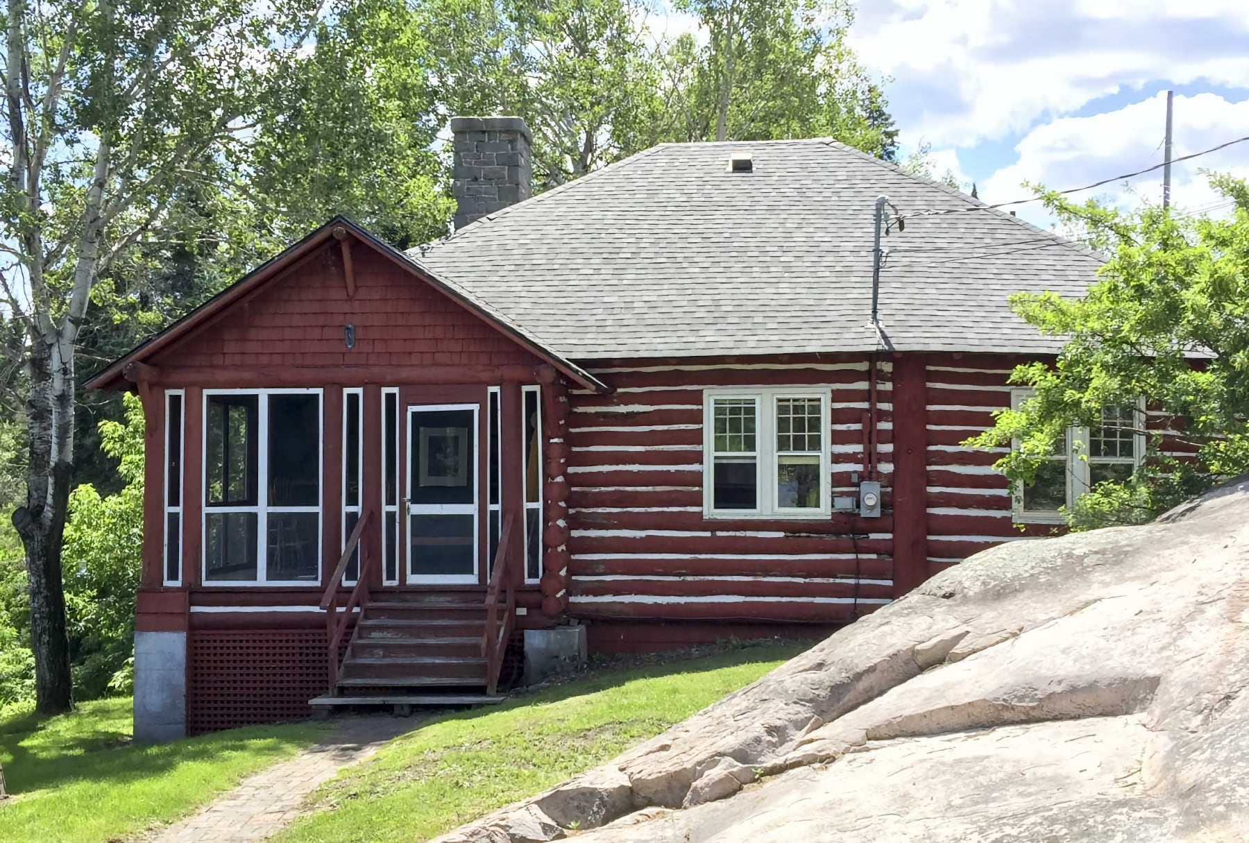 Governor’s Cabin Minaki on the River